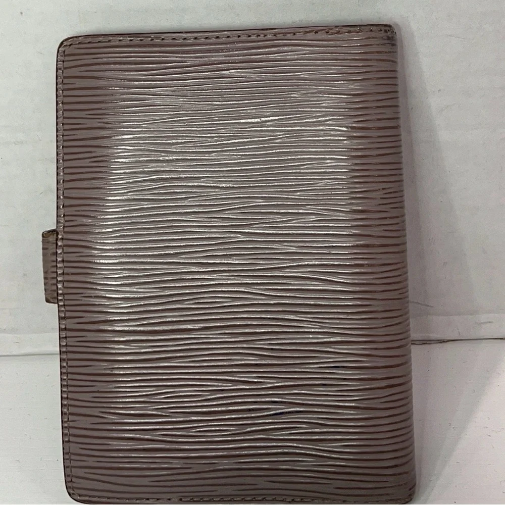 Louis Vuitton Grey Agenda